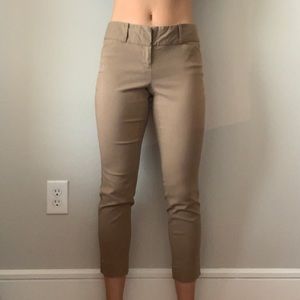 The Limited Exact Stretch Size 6 Cropped Pant